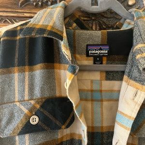 Patagonia Flannel Mens size S